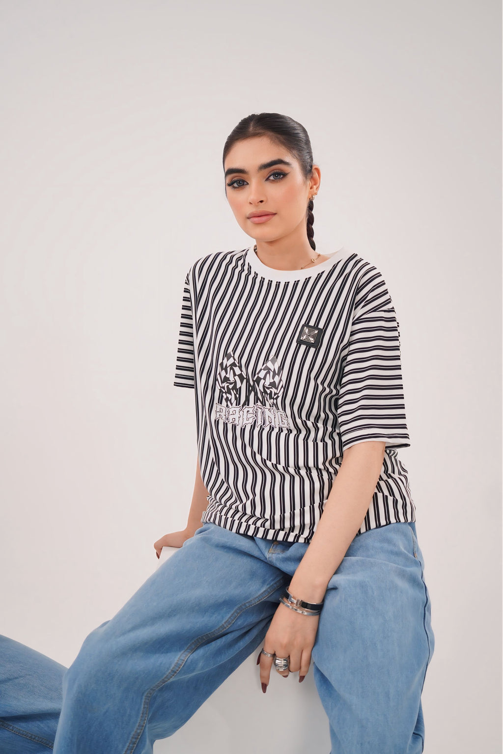 Fashionable oversized drop shoulder t-shirt in pastel coloR