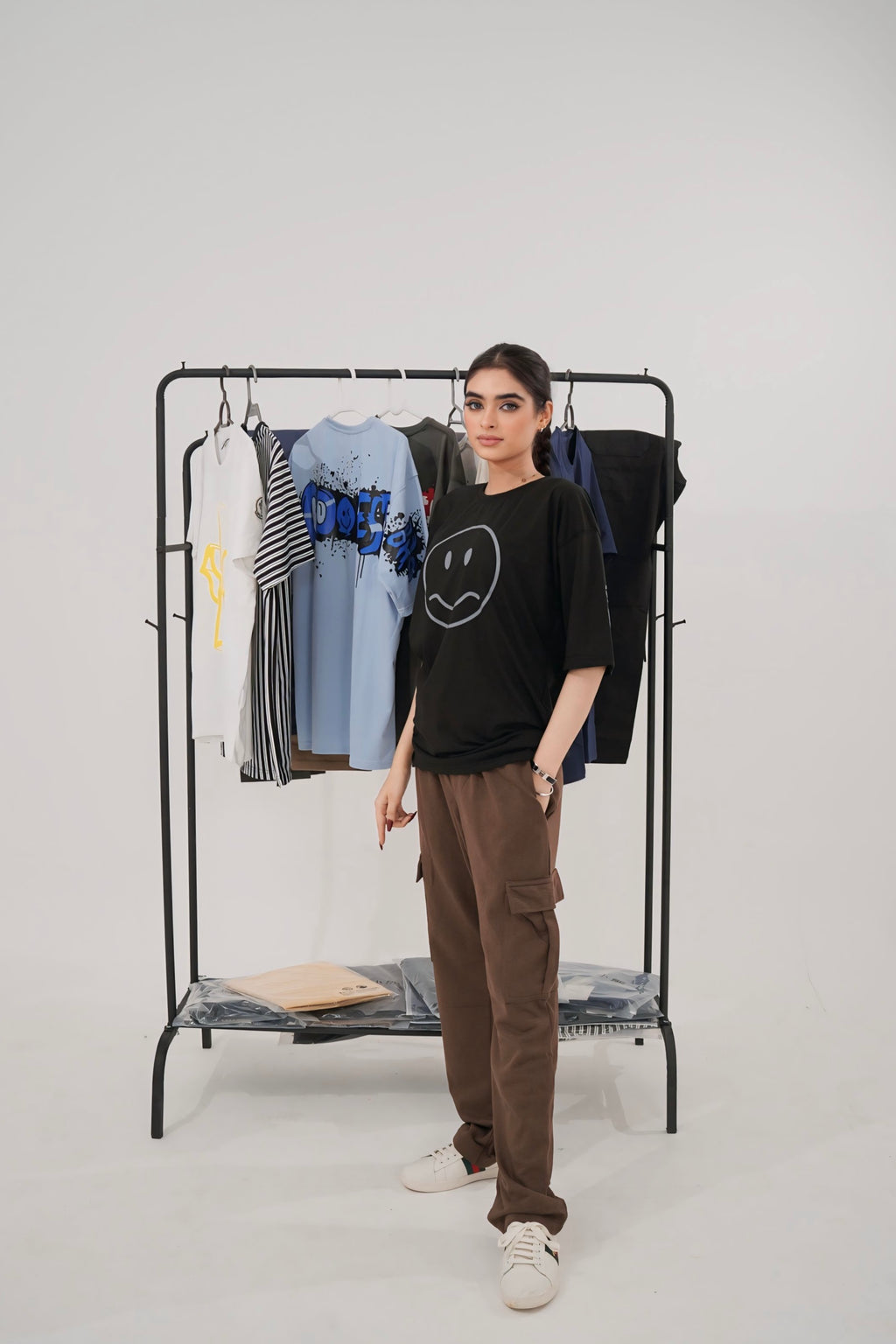 Graphic oversized drop shoulder t-shirt styled with jeans