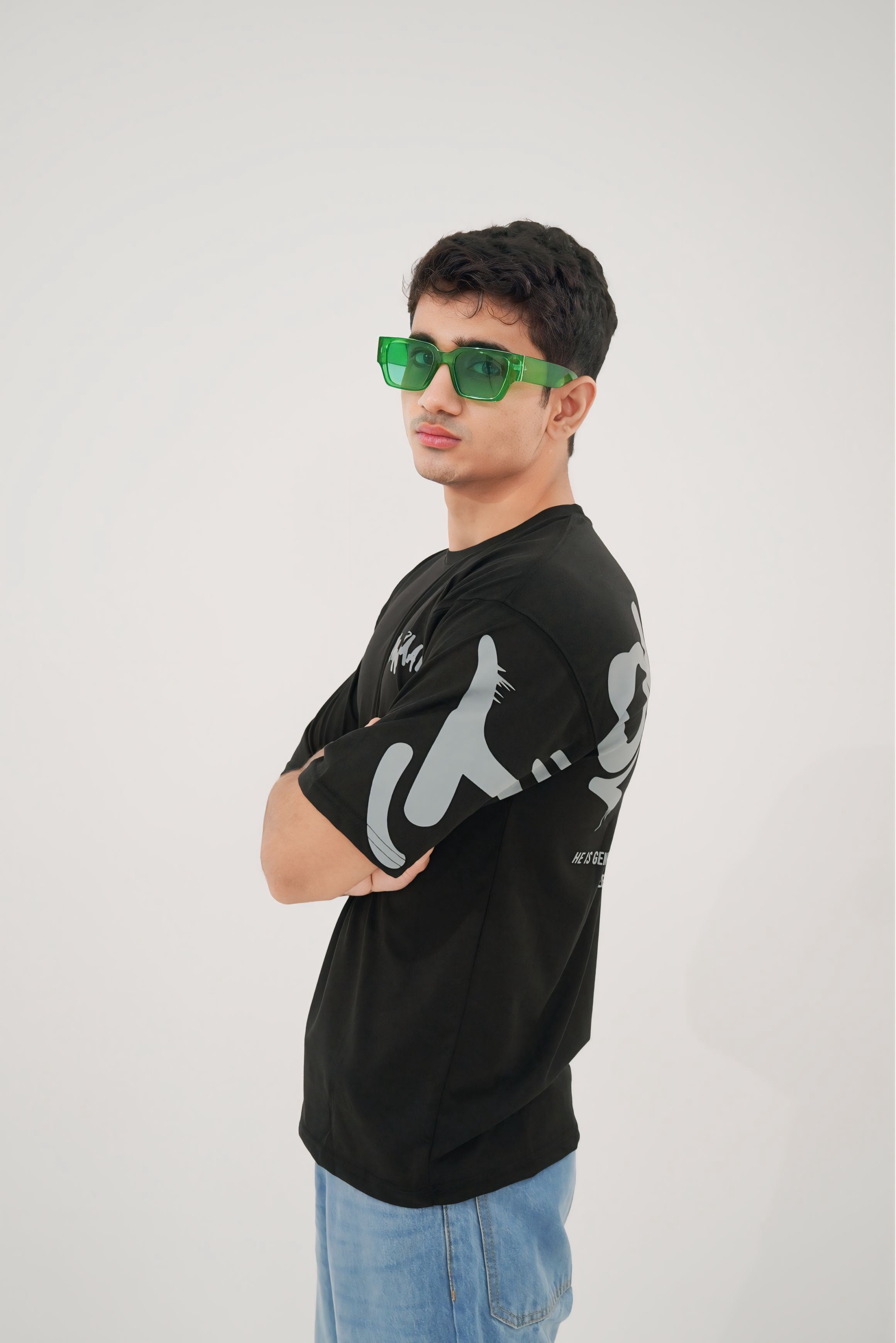 Unisex oversized drop shoulder t-shirt in white cotton